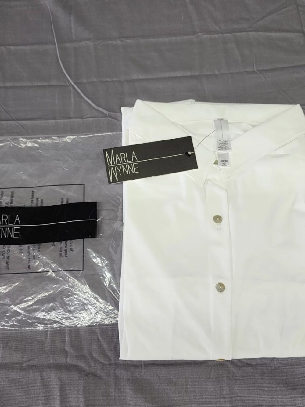 MarlaWynne Womens Plus 3X White Pleated Back Long Sleeve Button Down Blouse